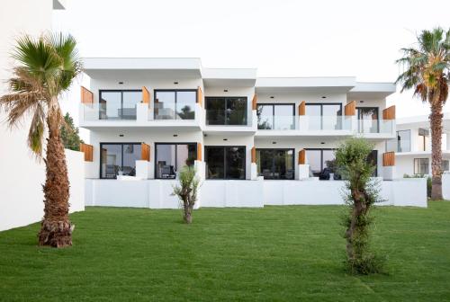 Imagen general del Hotel Elion Seaside Resort. Foto 15