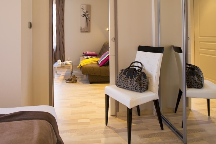 Imagen de la habitación del Hotel Eliotel. Foto 15