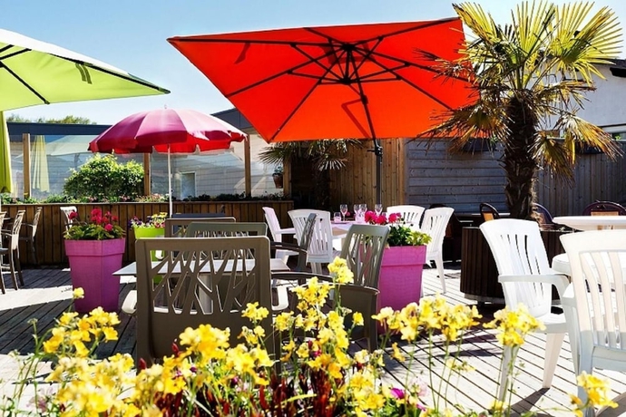 Imagen del bar/restaurante del Hotel Eliotel. Foto 2