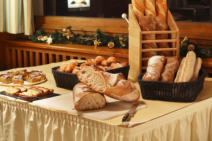 Imagen del bar/restaurante del Hotel Eliova- L'eau Vive. Foto 7