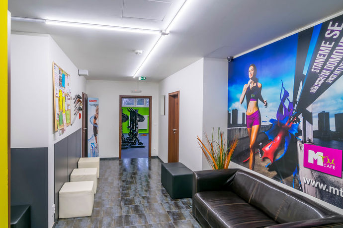 Imagen de los interiores del Hotel Eli&scaron;ka Tower Apartments Prague. Foto 14