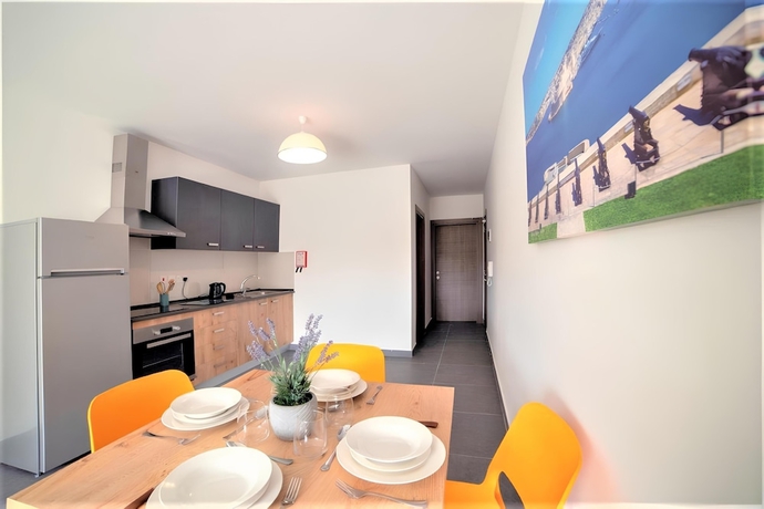 Imagen de la habitación del Hotel Elise Apartments. Foto 6