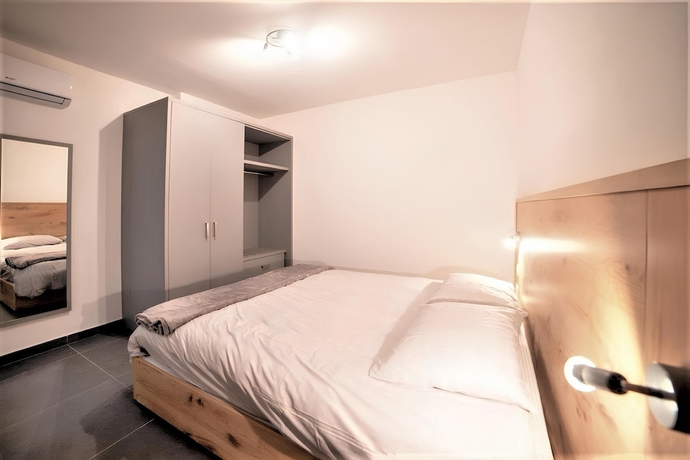 Imagen de la habitación del Hotel Elise Apartments. Foto 9