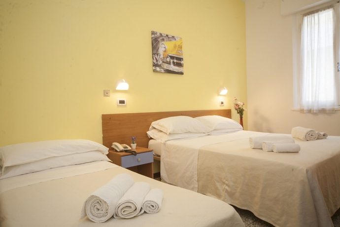 Imagen de la habitación del Hotel Eliseo, Rimini. Foto 6