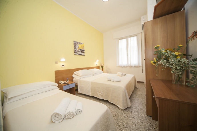 Imagen de la habitación del Hotel Eliseo, Rimini. Foto 7