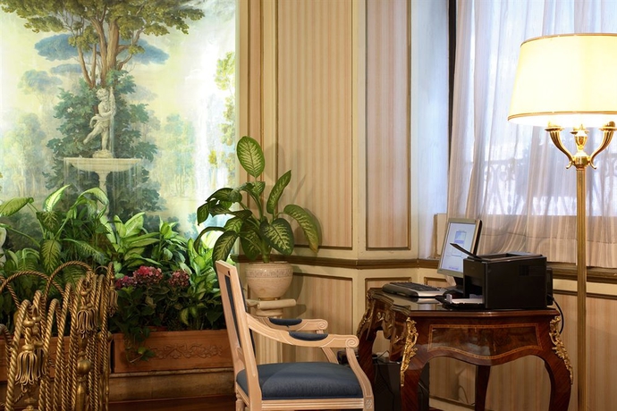 Imagen de los interiores del Hotel Eliseo, Roma. Foto 4