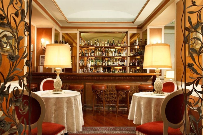 Imagen del bar/restaurante del Hotel Eliseo, Roma. Foto 1