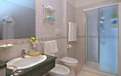 Imagen de la habitación del Hotel Eliseo Terme. Foto 8