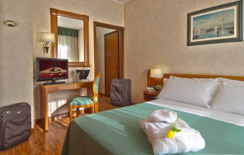Imagen de la habitación del Hotel Eliseo Terme. Foto 12