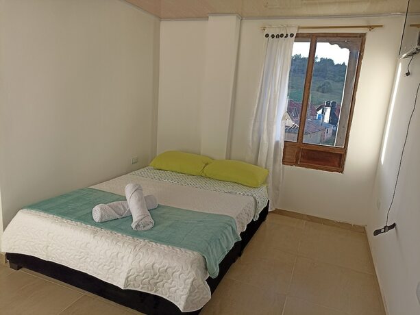 Imagen de la habitación del Hotel Eliseo-Playa Blanca lago de Tota. Foto 12