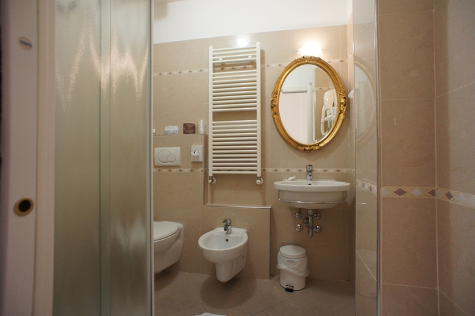 Imagen de la habitación del Hotel Elisir. Foto 5