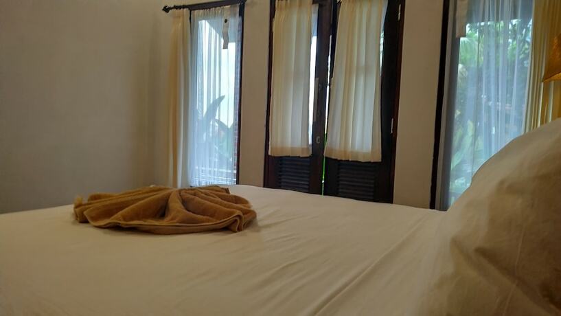 Imagen general del Hotel Eliska Sari Bungalows. Foto 4