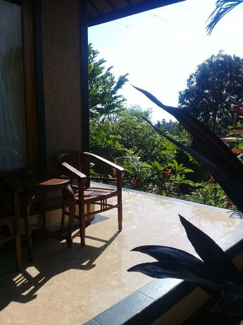 Imagen general del Hotel Eliska Sari Bungalows. Foto 7