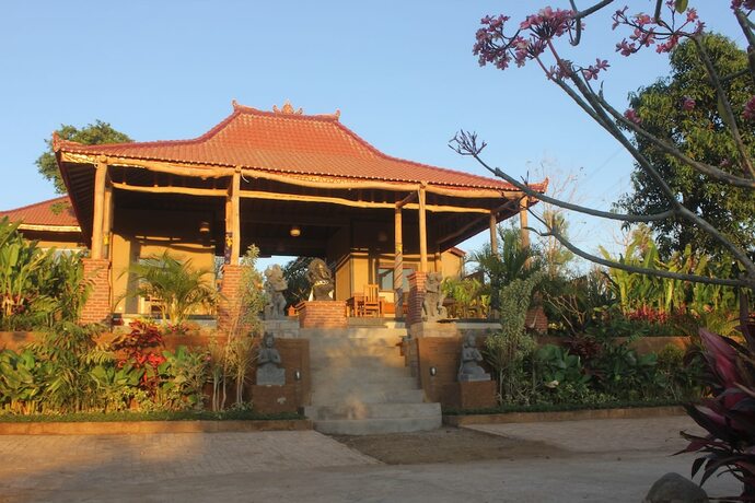 Imagen general del Hotel Eliska Sari Bungalows. Foto 12