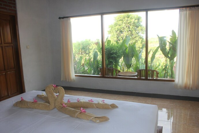 Imagen de la habitación del Hotel Eliska Sari Bungalows. Foto 30