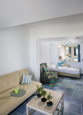 Imagen de la habitación del Hotel Elissa Adults-only Lifestyle Beach Resort. Foto 10