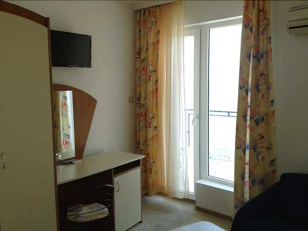 Imagen de la habitación del Hotel Elit. Foto 7