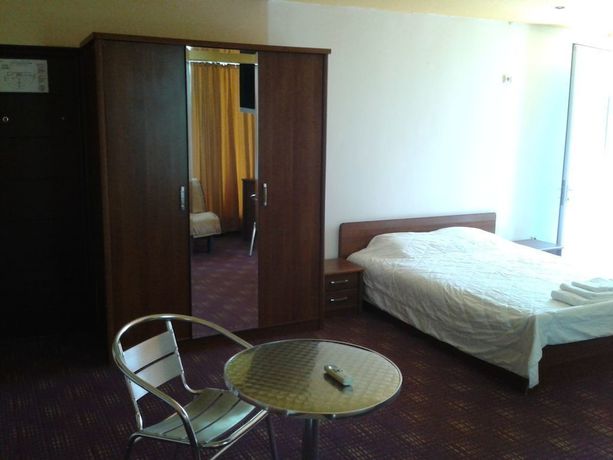 Imagen de la habitación del Hotel Elit. Foto 10