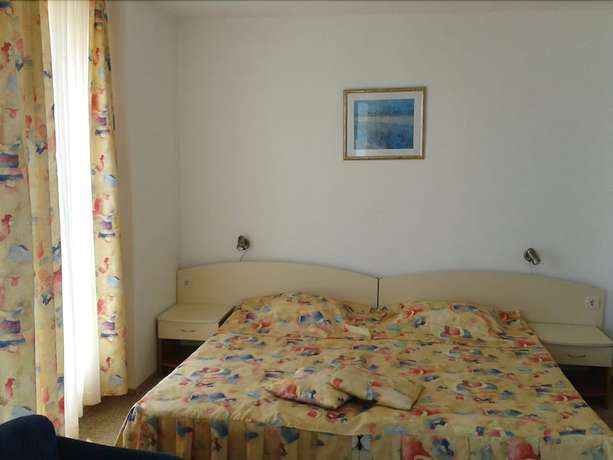 Imagen de la habitación del Hotel Elit. Foto 11