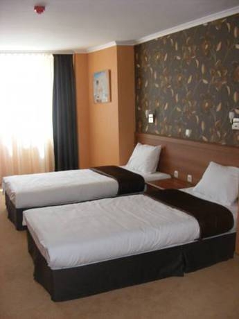 Imagen general del Hotel Elit, Pernik Ciudad. Foto 7