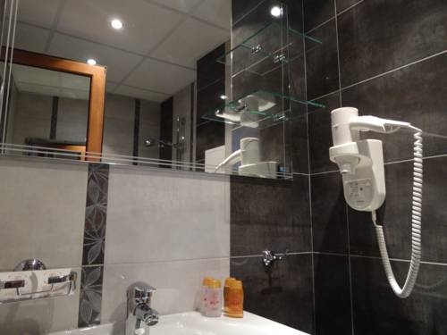 Imagen general del Hotel Elit, Pernik Ciudad. Foto 10
