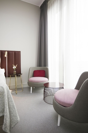 Imagen de la habitación del Hotel Elite Academia. Foto 10