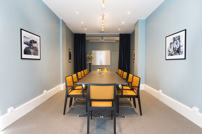 Imagen de los interiores del Hotel Elite Adlon. Foto 13