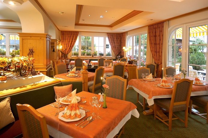 Imagen del bar/restaurante del Hotel Elite - Adults Only. Foto 6