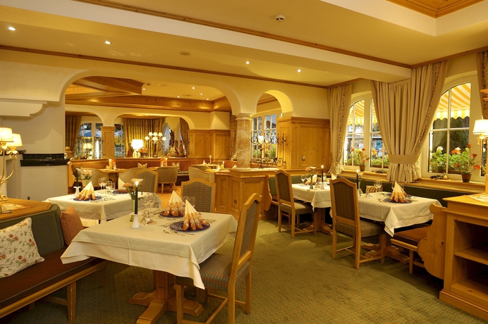 Imagen del bar/restaurante del Hotel Elite - Adults Only. Foto 8