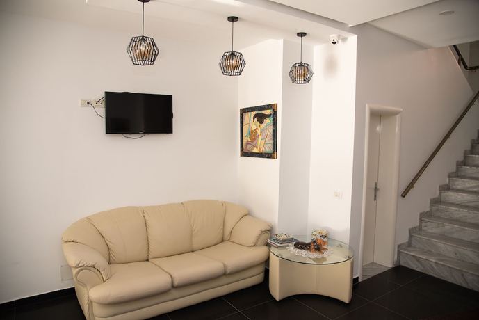 Imagen de los interiores del Hotel Elite, Bashkia Kavaj&euml;. Foto 19