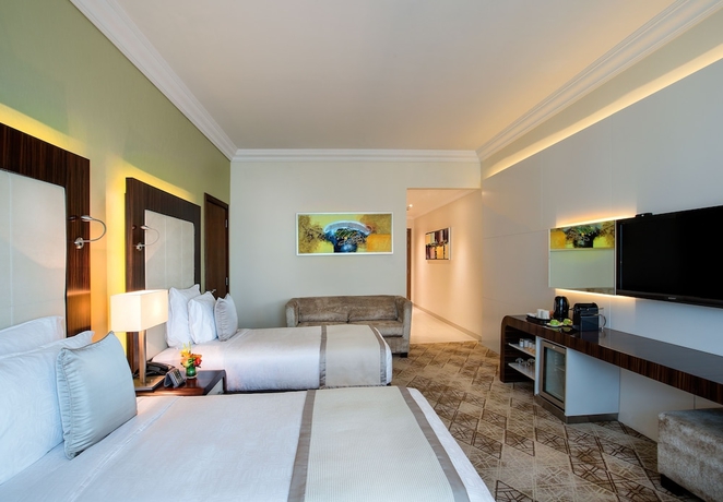 Imagen de la habitación del Hotel Elite Byblos. Foto 11