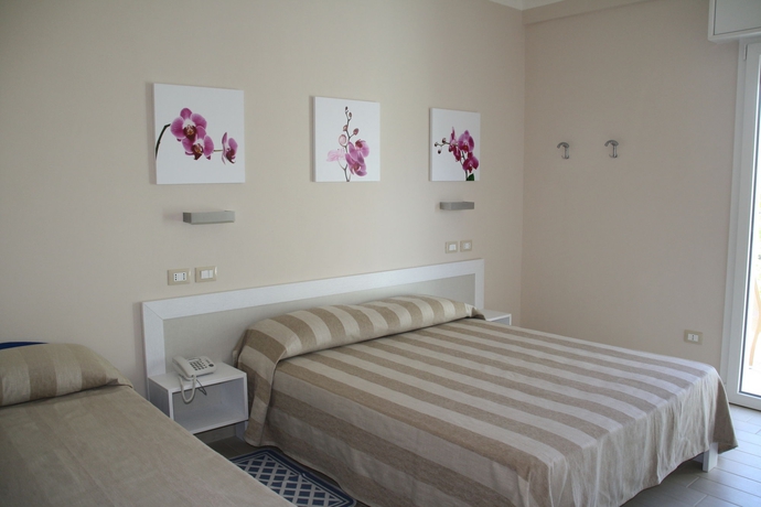 Imagen de la habitación del Hotel Elite, Cervia. Foto 5