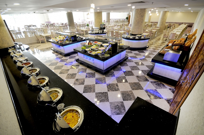 Imagen del bar/restaurante del Hotel Elite Darica. Foto 4