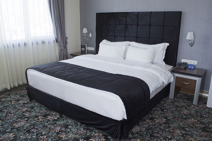 Imagen de la habitación del Hotel Elite Dragos. Foto 3