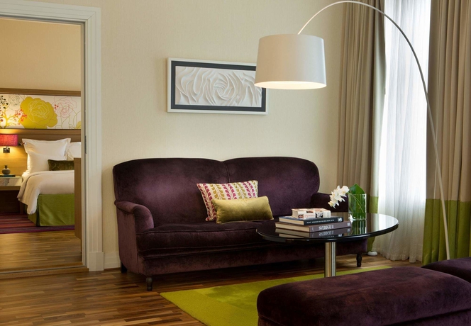 Imagen de la habitación del Hotel Elite Esplanade. Foto 9