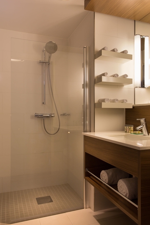 Imagen de la habitación del Hotel Elite Esplanade. Foto 10