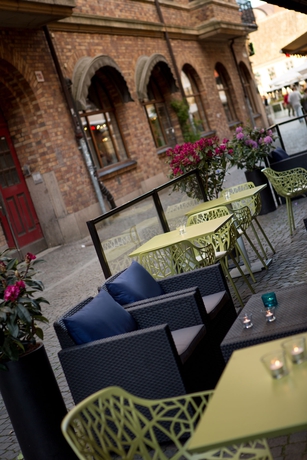 Imagen del bar/restaurante del Hotel Elite Esplanade. Foto 6