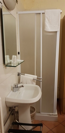 Imagen de la habitación del Hotel Elite, Florencia. Foto 6