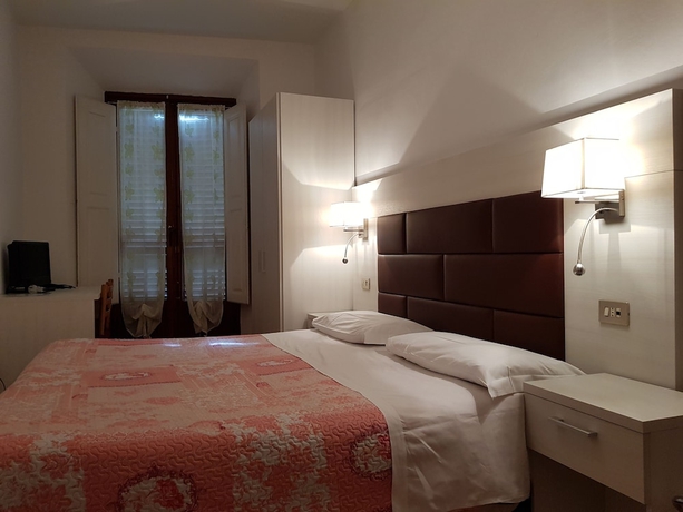 Imagen de la habitación del Hotel Elite, Florencia. Foto 16