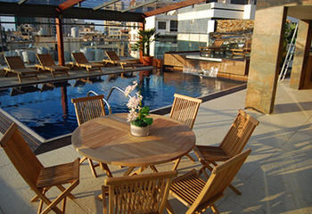 Imagen de la piscina del Hotel Elite Hotel And Spa. Foto 13