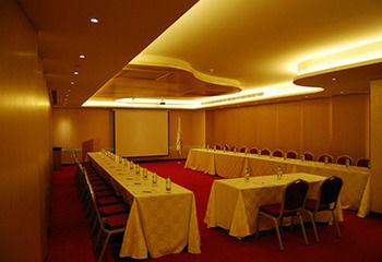 Imagen de la piscina del Hotel Elite Hotel And Spa. Foto 14