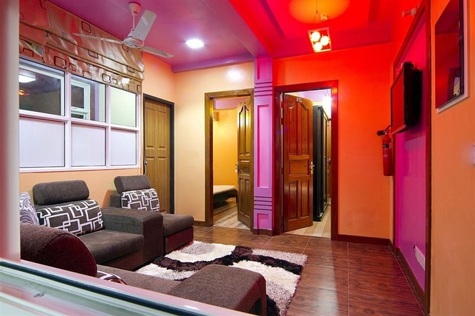 Imagen de los interiores del Hotel Elite Inn. Foto 11