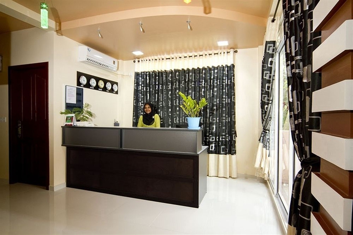 Imagen de los interiores del Hotel Elite Inn. Foto 15