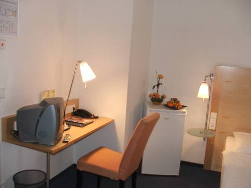 Imagen de la habitación del Hotel Elite, Karlsruhe. Foto 7