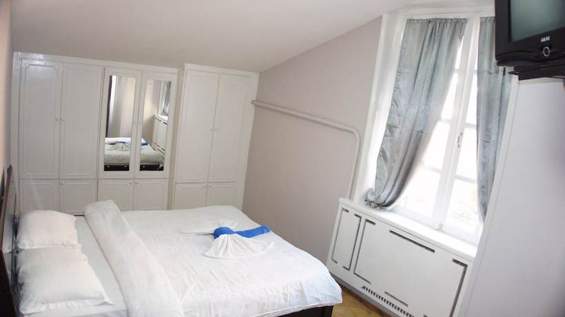 Imagen de la habitación del Hotel Elite Lux. Foto 2