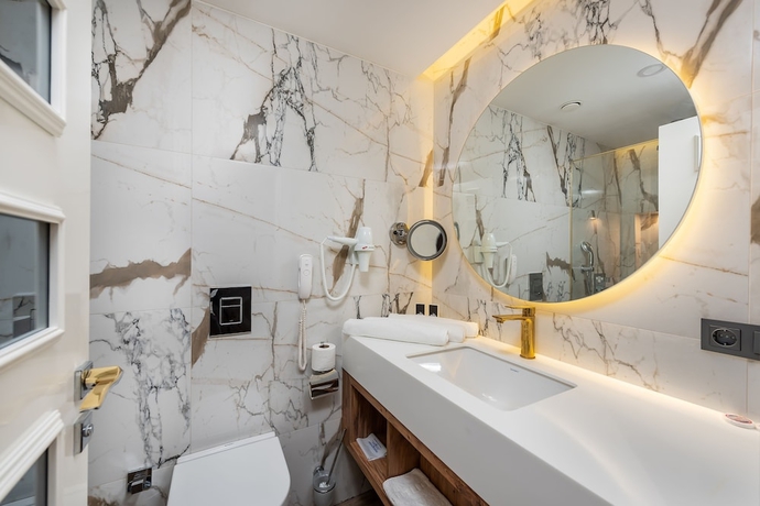 Imagen de la habitación del Hotel Elite Luxury Suite and Spa. Foto 6