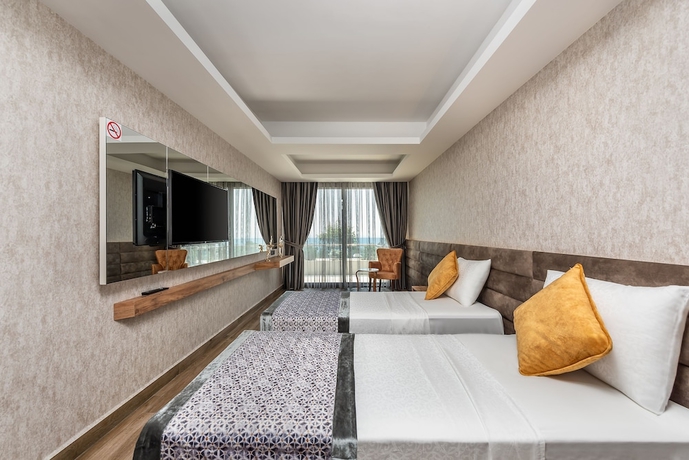 Imagen de la habitación del Hotel Elite Luxury Suite and Spa. Foto 10