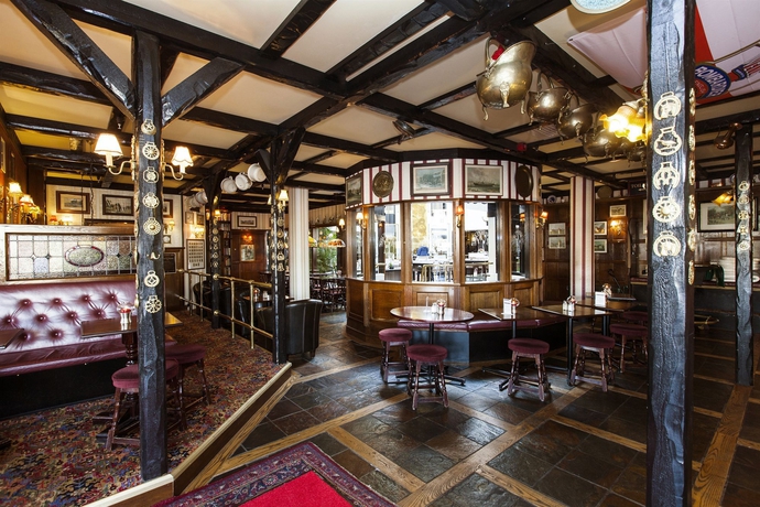 Imagen del bar/restaurante del Hotel Elite Marina Plaza. Foto 5