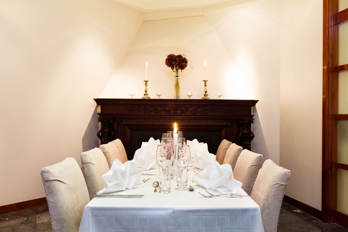 Imagen del bar/restaurante del Hotel Elite Palace. Foto 3