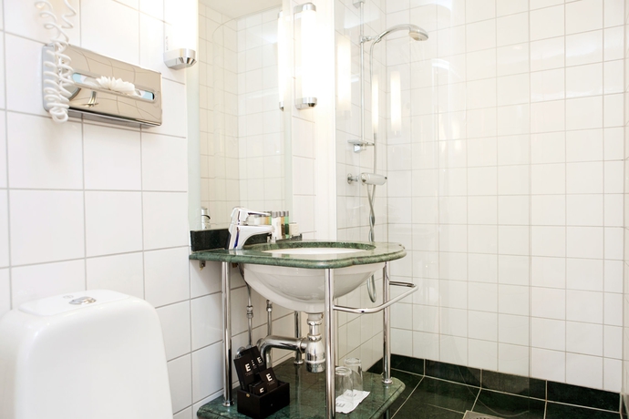 Imagen de la habitación del Hotel Elite Palace. Foto 13